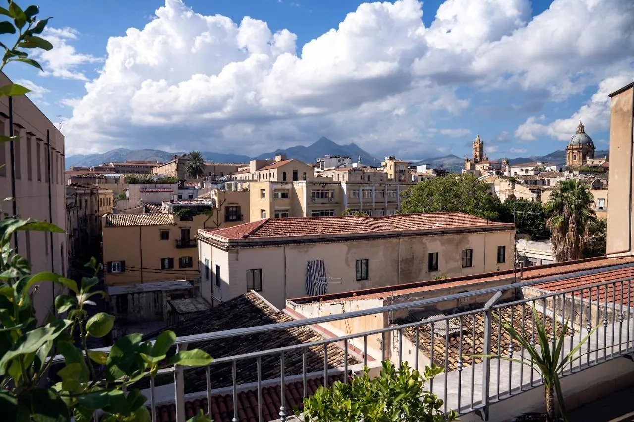 Sopramoltivolti Hotel Palermo Guest house